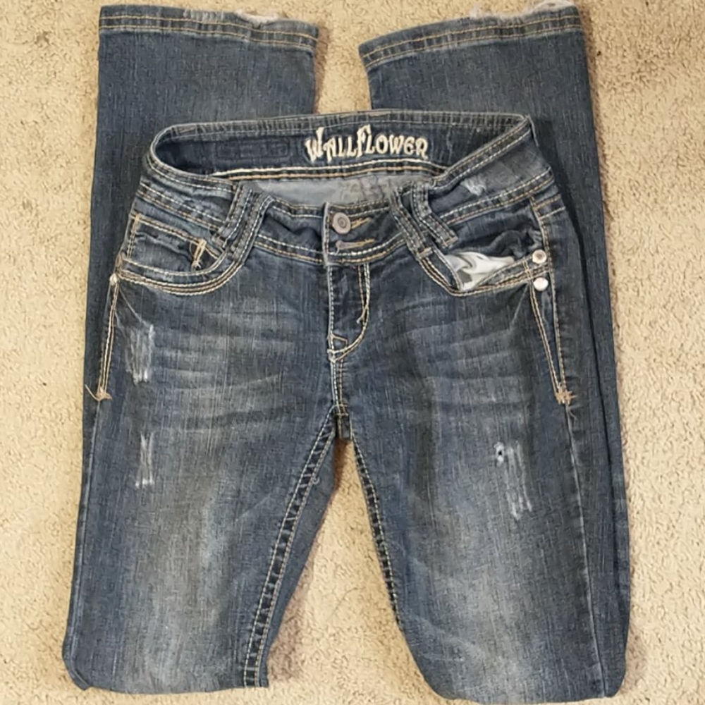 Women's Wallflower Jeans